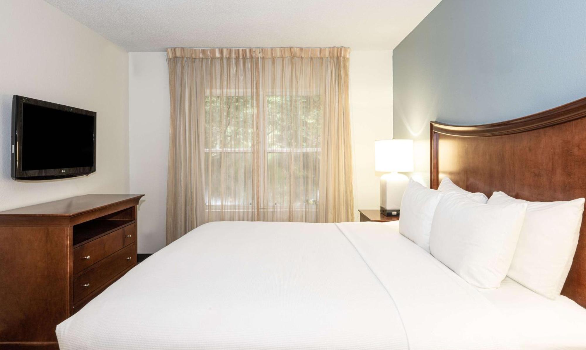 Hyatt House Herndon/Reston Екстериор снимка